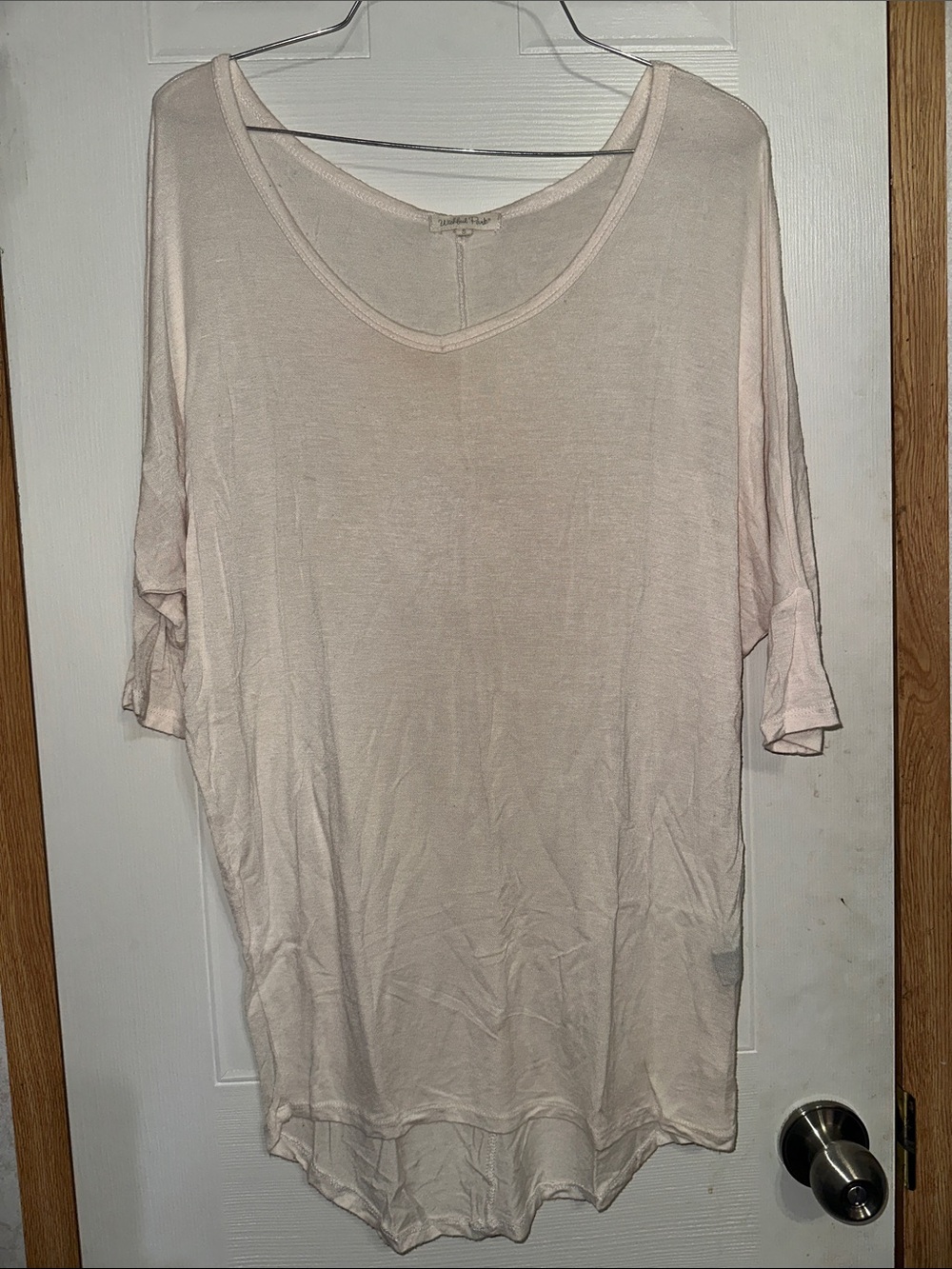 Light Pink Women's V-Neck Lightweight Top